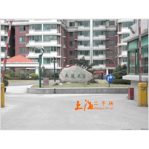 乾骏大厦楼盘实景
