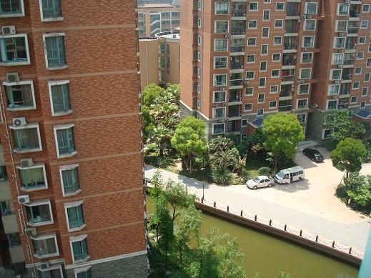 龙华路2518弄楼盘实景 龙华路2518弄楼盘实景