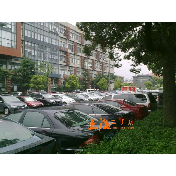 越界产业园楼盘实景 越界产业园楼盘实景