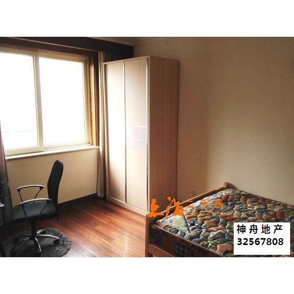 绿洲城市花园(三期)次卧