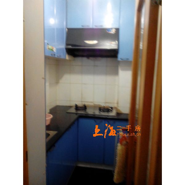 南站阳光小区主卧