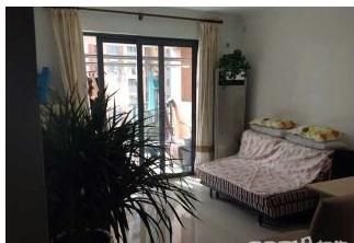 龙吴路2888弄主卧