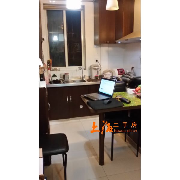 康健路43弄主卧