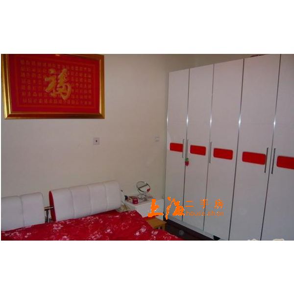 徐汇滨江（中海瀛台二期）主卧