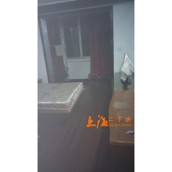 汇成一村主卧