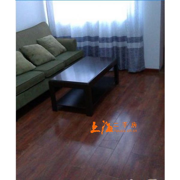 龙吴路2888弄客厅