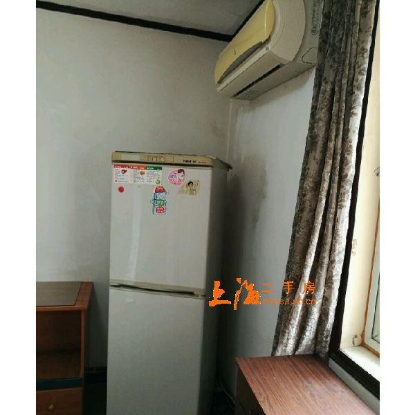 汇成四村次卧 汇成四村次卧