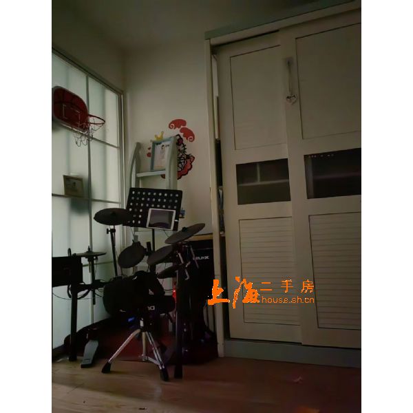景源佳苑次卧