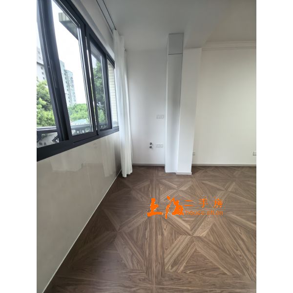 阳光绿园阳台