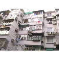 龙吴路11弄楼盘实景